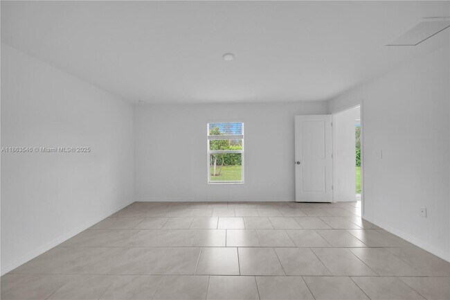 Building Photo - 12089 Monterey Pine Ln