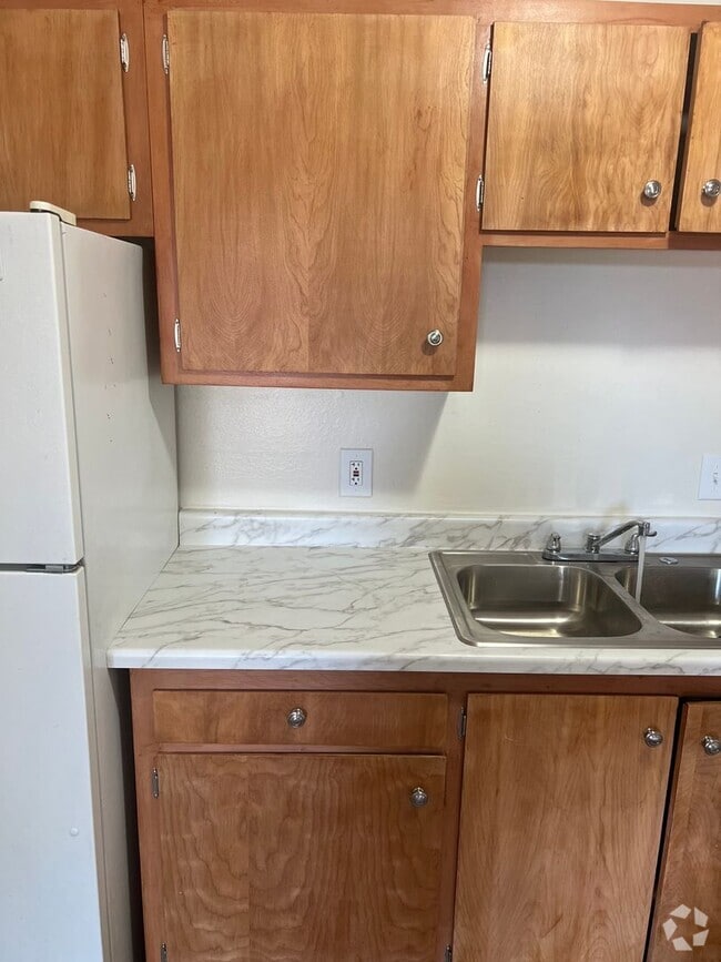 Building Photo - 1 Bedroom 1 Bath In Central Las Vegas