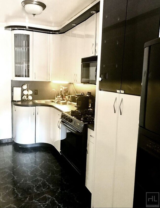 63 DRIVE 1052910563 63rd Dr Queens NY 11375 Apartment Finder