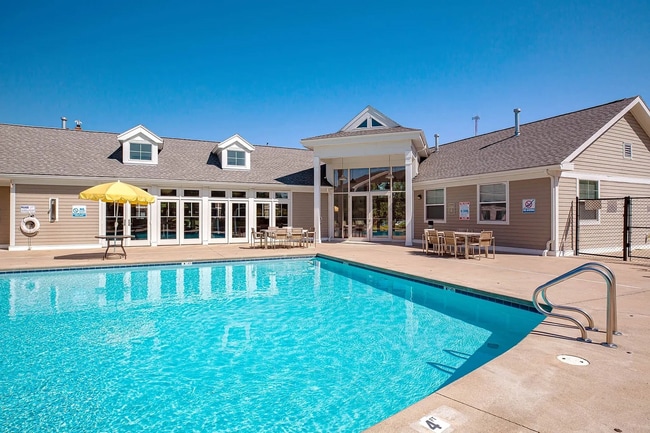 Building Photo - Rosemont Square