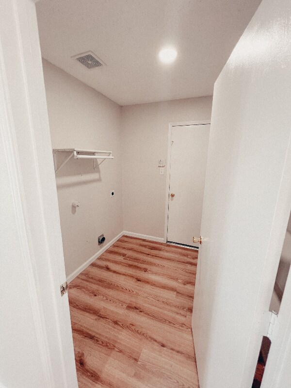 Building Photo - 243 Meadowcrest Dr