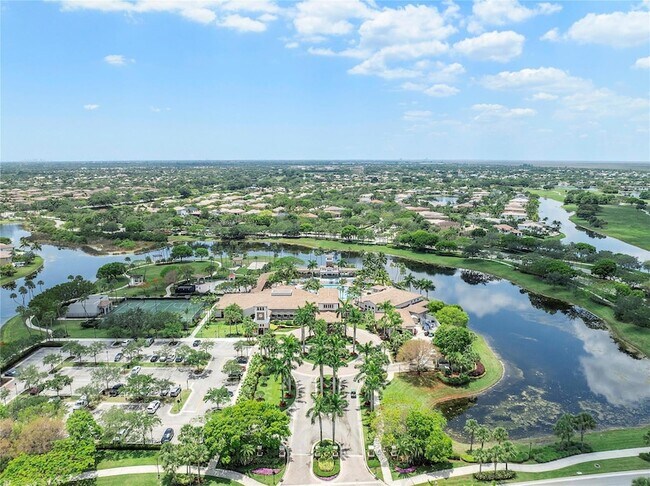 Building Photo - 8215 NW 125th Ln