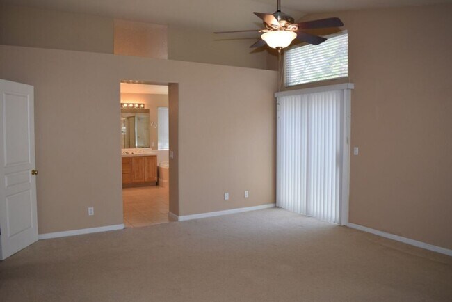 Building Photo - 4840 Knightswood Way