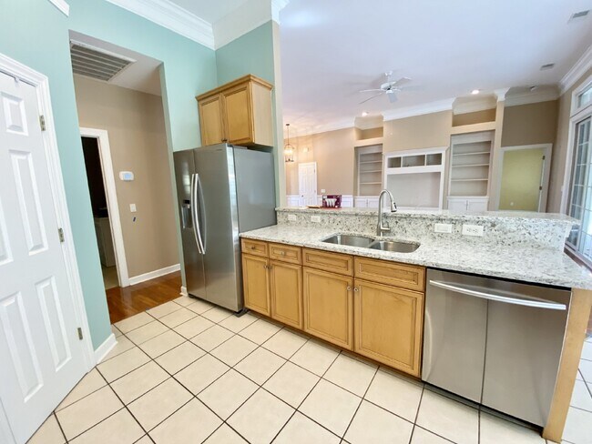 Building Photo - Gorgeous, Island West Home Available  for Rent!