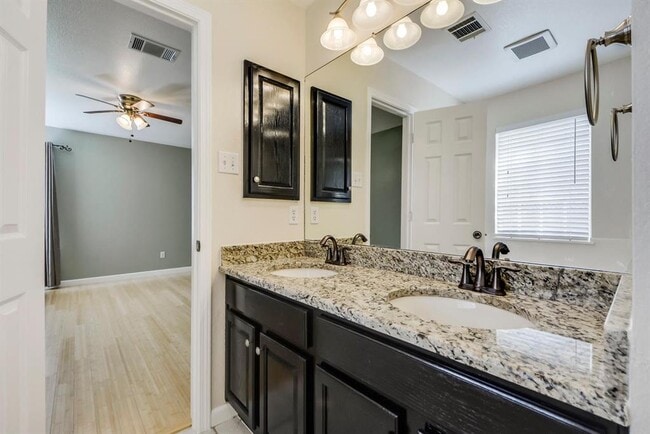 Building Photo - 3408 Flowstone Ln