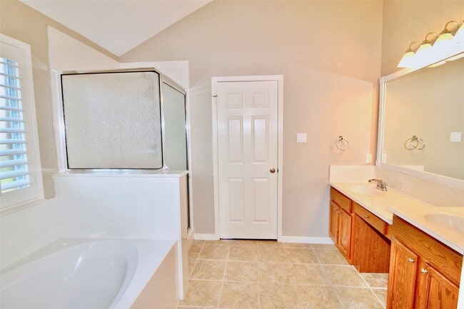 Building Photo - 24510 Hamilton Mill Ct