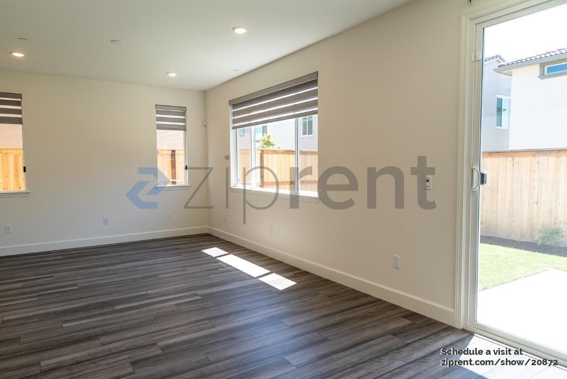 Building Photo - 4449 Tucker Dr