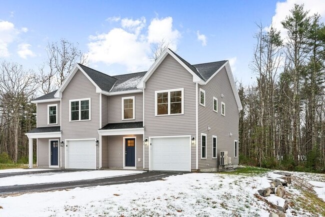 Building Photo - 32 Foliage Way