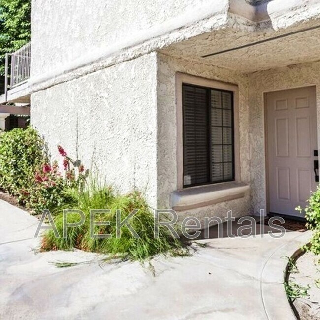 Building Photo - 2001 E Camino Parocela