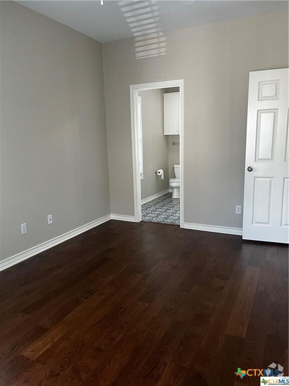 Building Photo - 244 Lake Ridge Dr