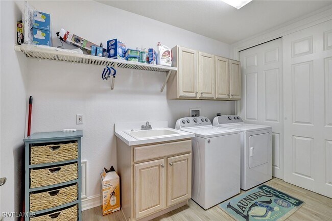 Building Photo - 6029 Trophy Dr