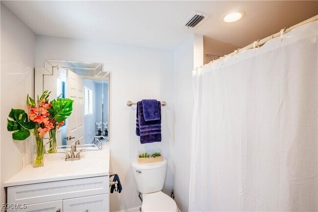 Building Photo - 1421 SE 29th Terrace