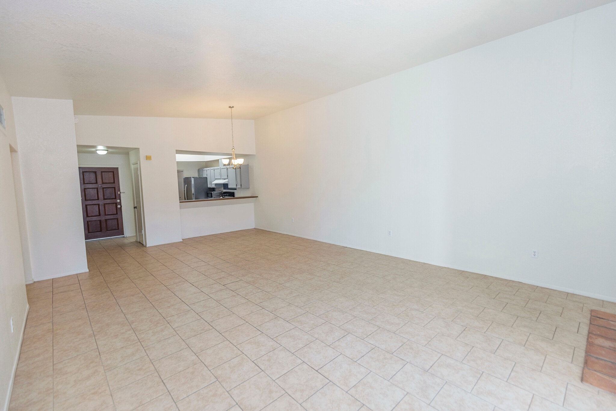 Building Photo - 3030 Hillrise Dr