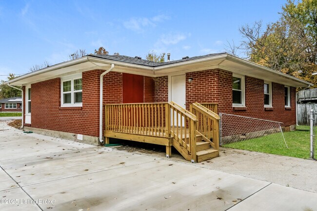 Building Photo - 8501 Shirley Ln