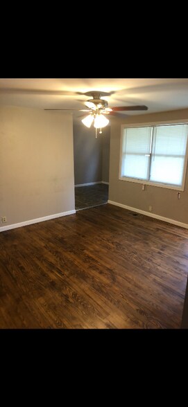 Building Photo - 105 Wilkerson St