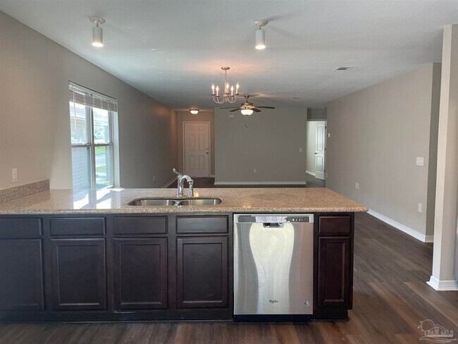 Building Photo - 10881 Chippewa Way
