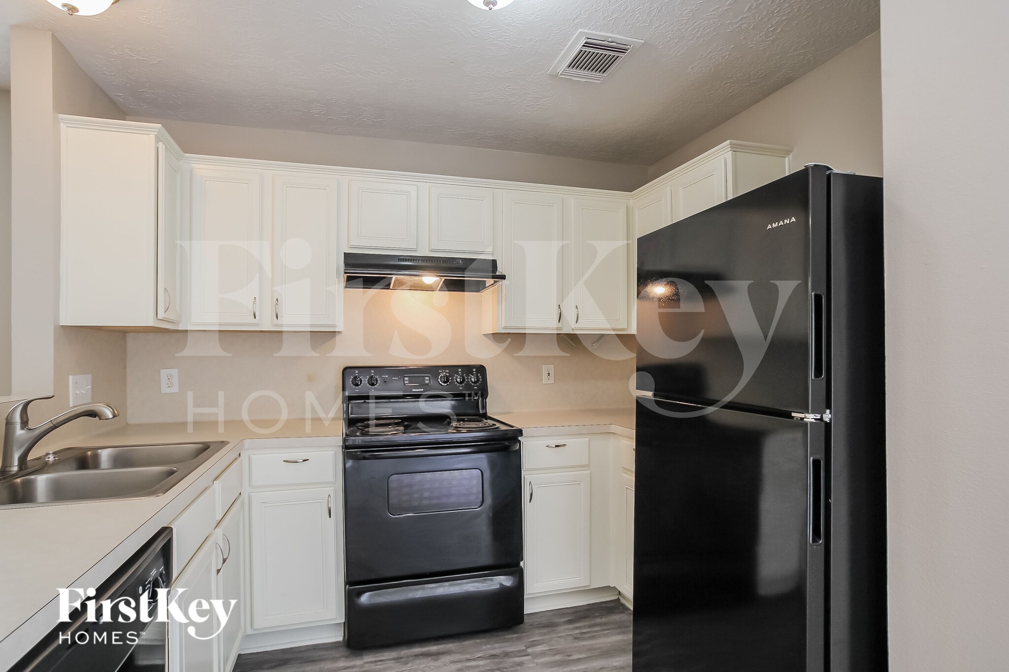 Building Photo - 916 Wilaby Ln