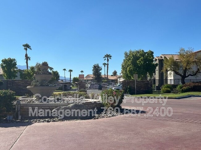 Building Photo - 78650 Ave 42