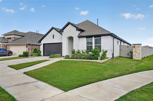 Building Photo - 4731 Cedar Butte Ln