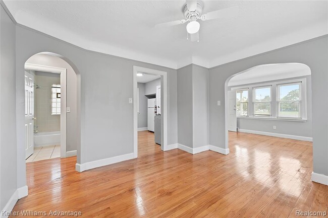 Building Photo - 1524 Cicotte Ave