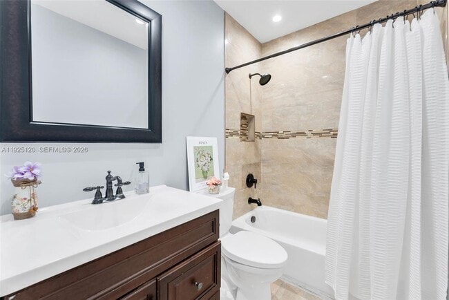 Building Photo - 5415 SW 126th Terrace