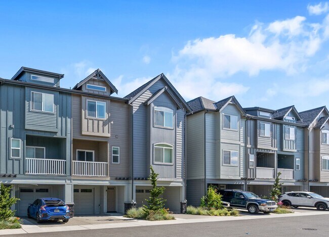 Building Photo - 6215 Parker Rd E