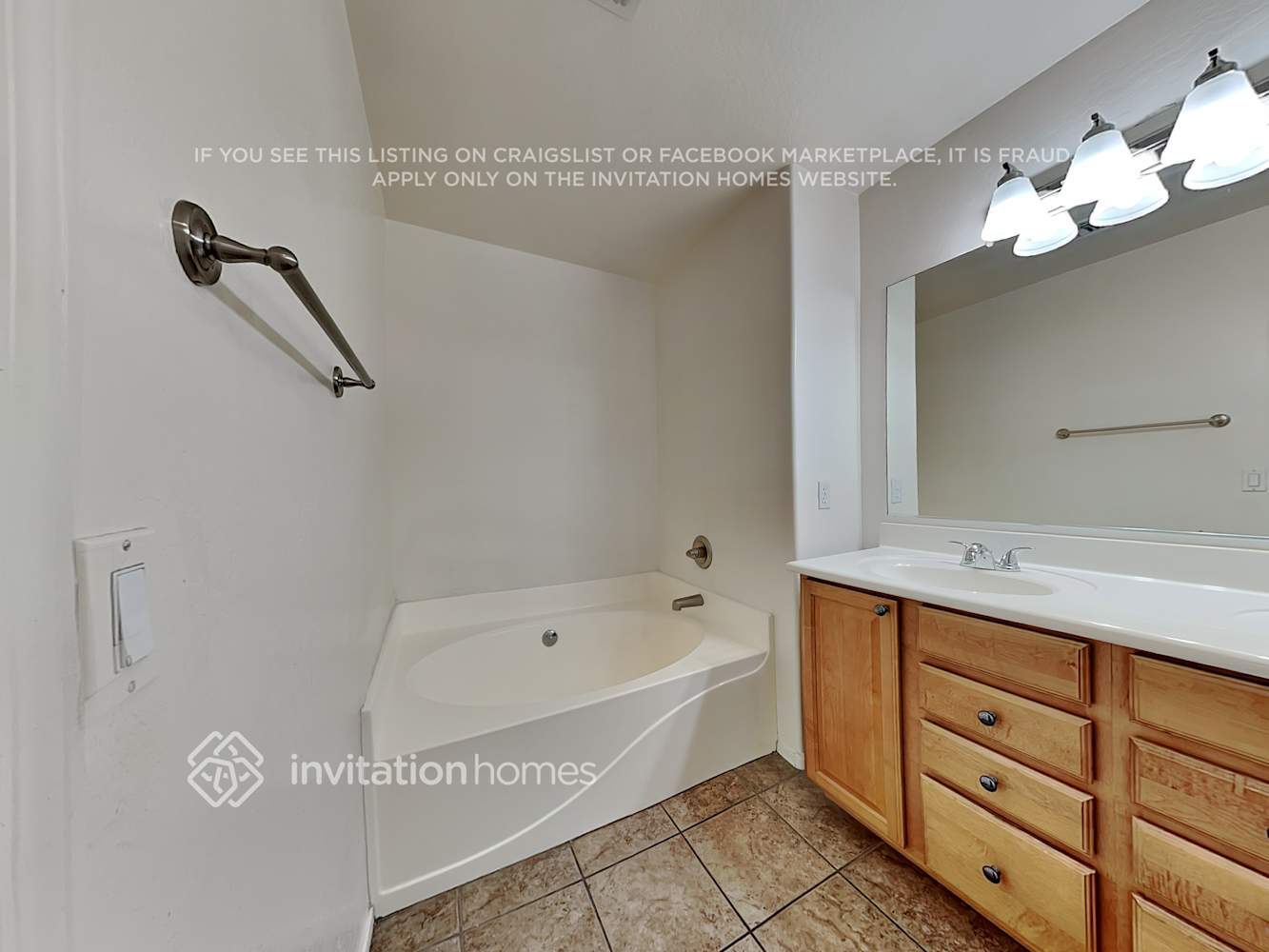 Building Photo - 11166 W McKinley St