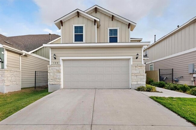 Primary Photo - 128 Banyon Dr