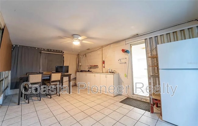 Building Photo - 7713 Heather St