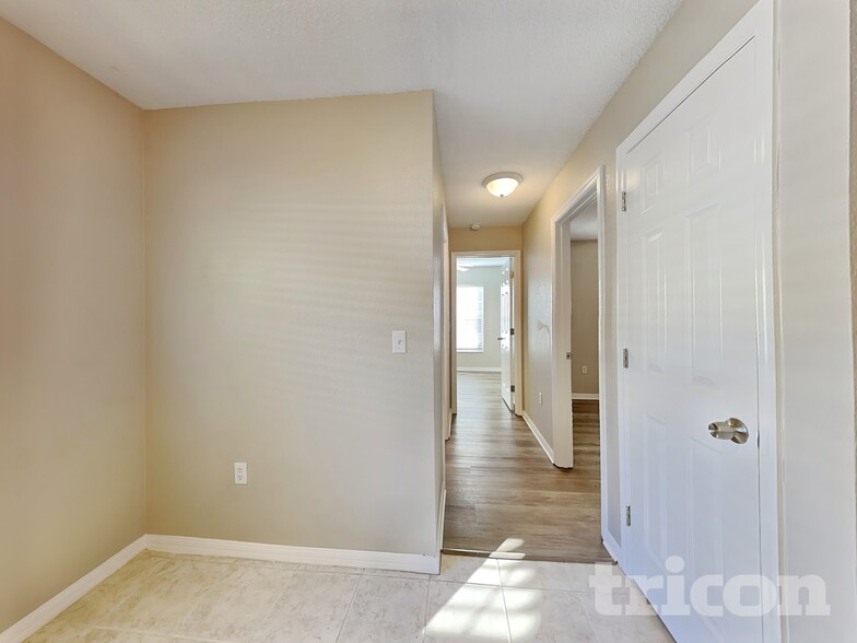 Building Photo - 1782 Grey Fox Dr