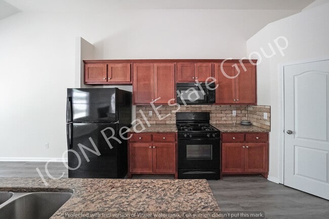Building Photo - 4/3 Ranch home in Swim Tennis community