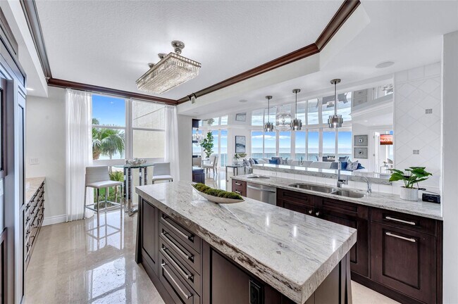 Building Photo - 3200 N Ocean Blvd