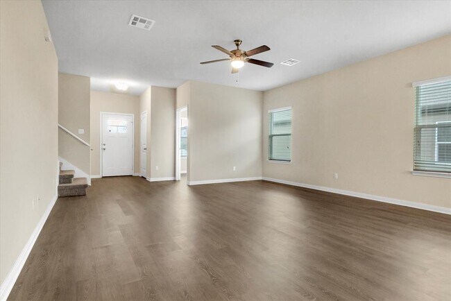 Building Photo - 1013 Gaelic Dr