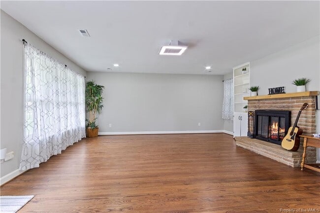 Building Photo - 20 Atkins Ln