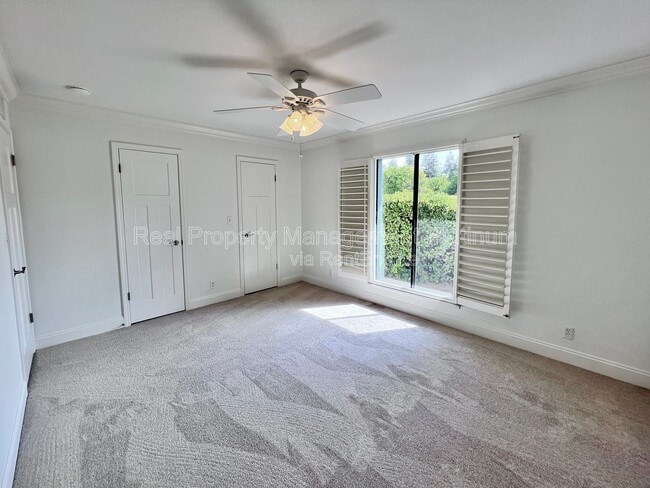 Building Photo - 9193 N Fowler Ave