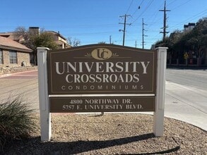 Building Photo - 5757 E University Blvd