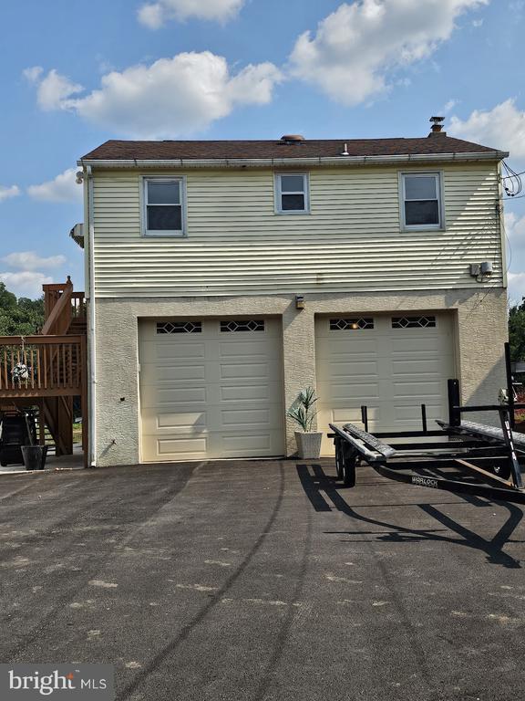 Building Photo - 67 1/2 W Indian Ln