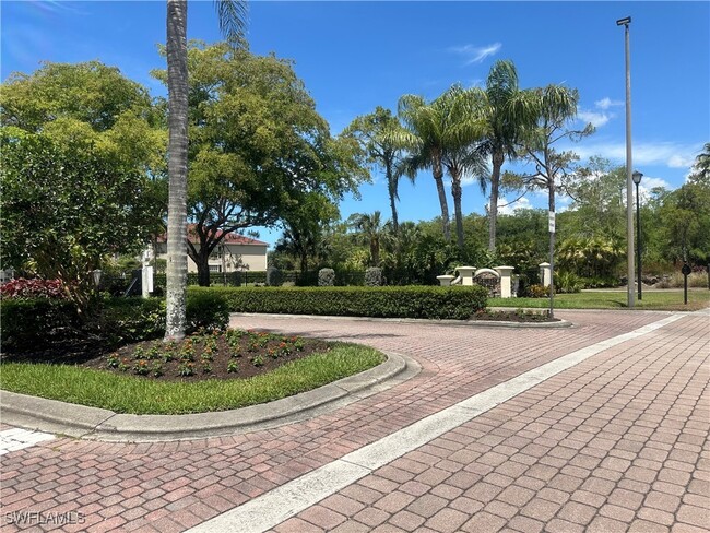 Building Photo - 2880 Cypress Trace Cir