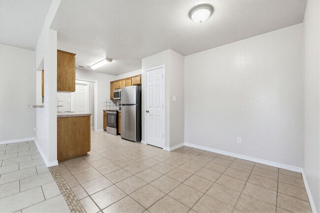 Building Photo - 3605 Westwood Dr