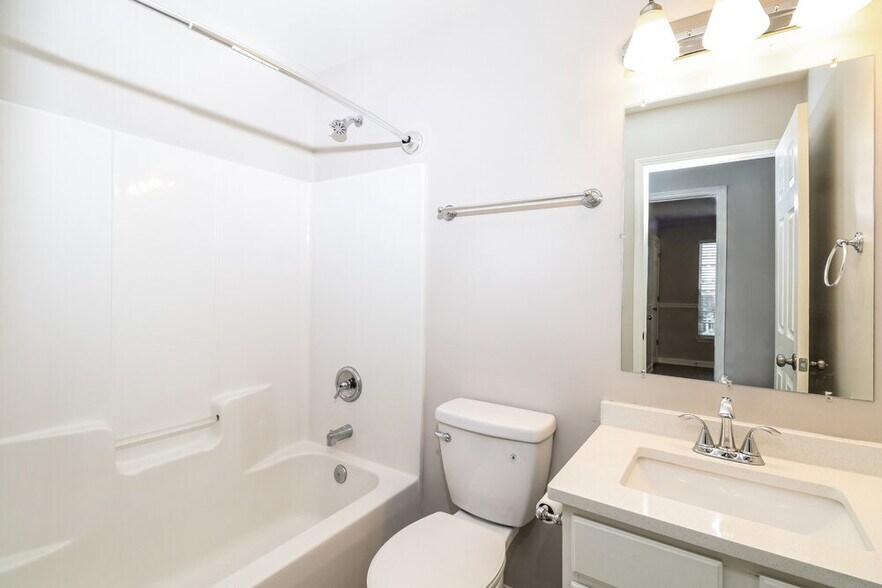 Building Photo - 11814 Nestar Pl