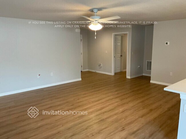 Building Photo - 2039 Harbell Ave SW