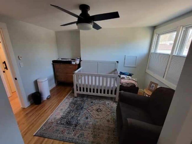 Building Photo - 1481 Scheffer Ave