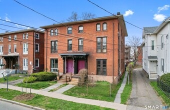 Building Photo - 24 Madison St