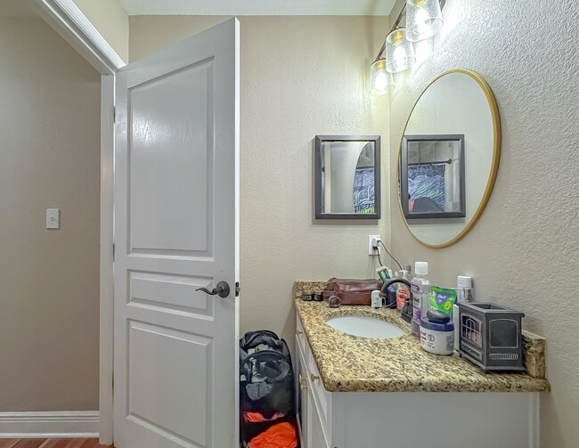 Building Photo - 6303 Rivers Landing Ct