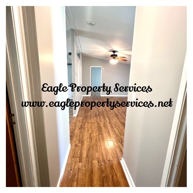 Building Photo - 308 Rolling Hills Rd