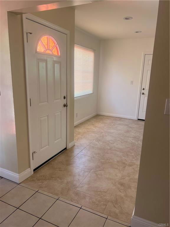 Building Photo - 1674 El Sereno Ave