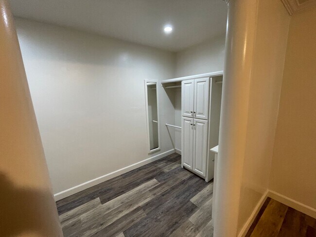 Building Photo - Tranquil Home in the Hills of Rancho Palos Verdes Overlooking the Los Angeles Harbor