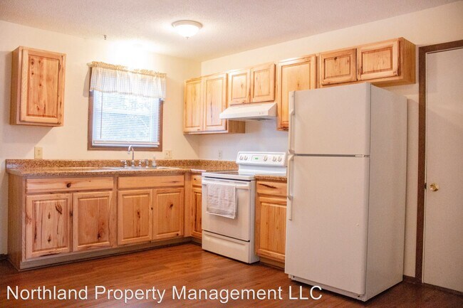Building Photo - 2 br, 1 bath House - 4292 Manhattan East
