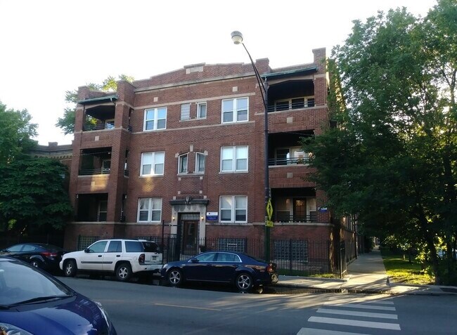 Primary Photo - 2722 N Kimball Ave