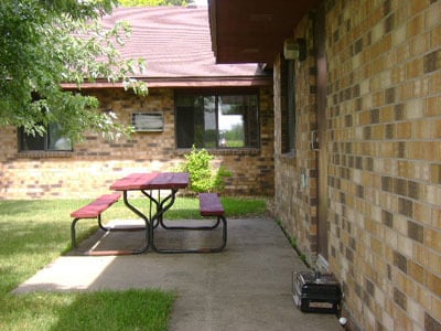 Building Photo - Country Gardens